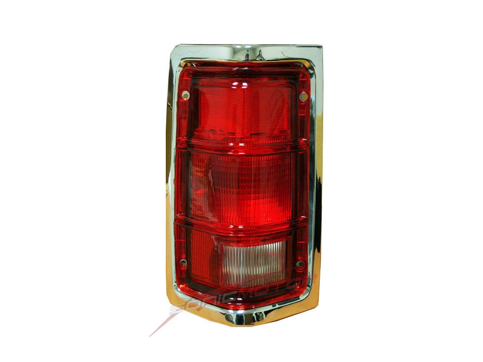 1988-1993 Dodge Ram 50 Taillight Driver Left
