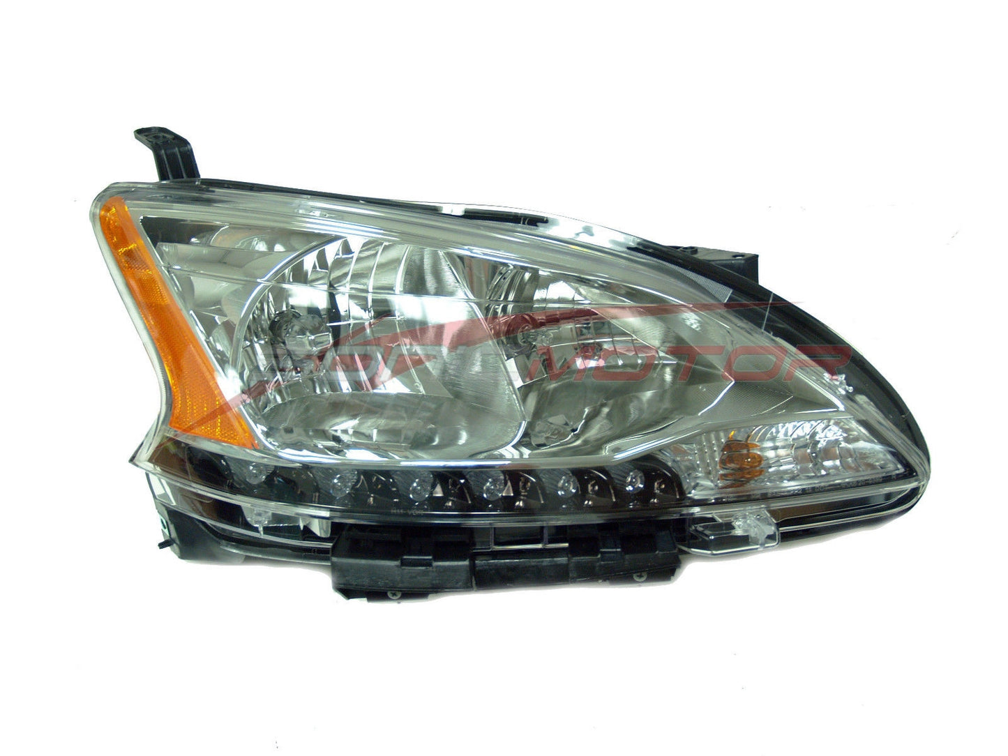2013-2015 Nissan Sentra Passenger Side Headlight Lamp
