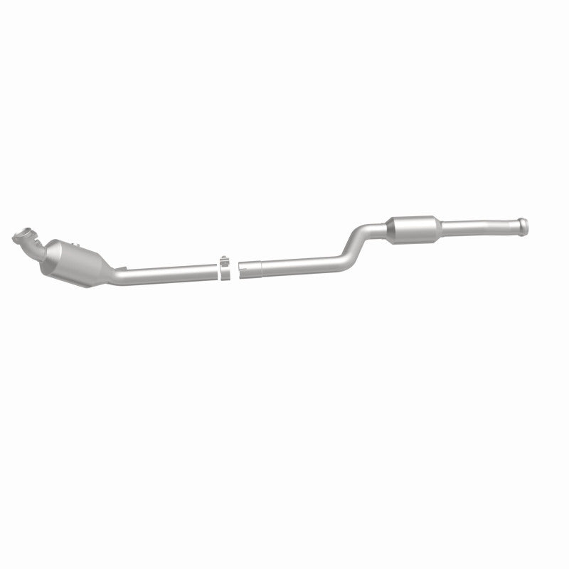 Magnaflow 2011 C300 V6 3 OEM Underbody Direct Fit Converter