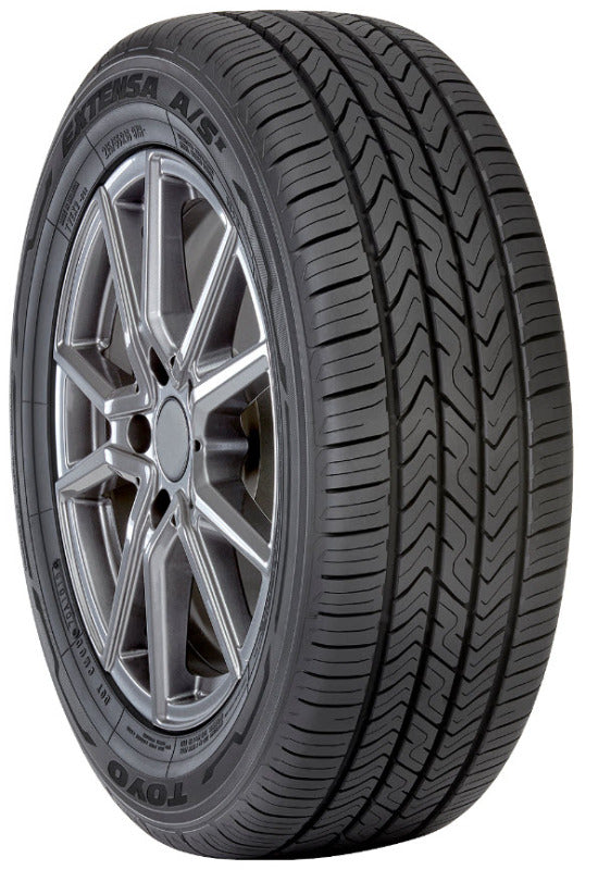 Toyo Extensa A/SII Tire - 235/60R18 103H (TL)